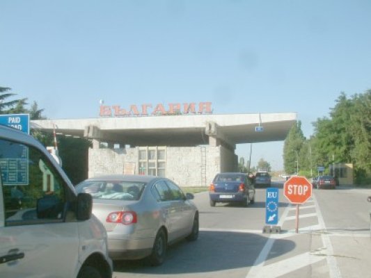 Atenţionare de călătorie în Bulgaria - Cod galben de ploi abundente şi descărcări electrice